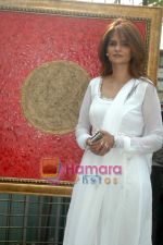 at Hina Khan art event in Vie Lounge on 17th Dec 2010 (21).JPG